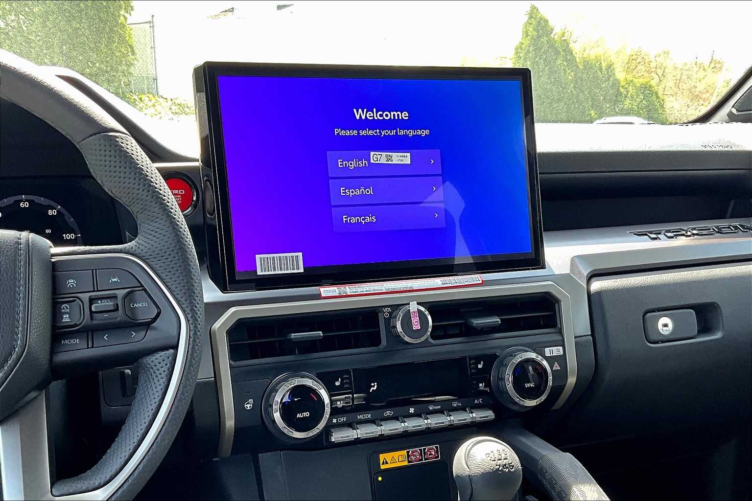 2025 Toyota Tacoma TRD Sport - Photo 13