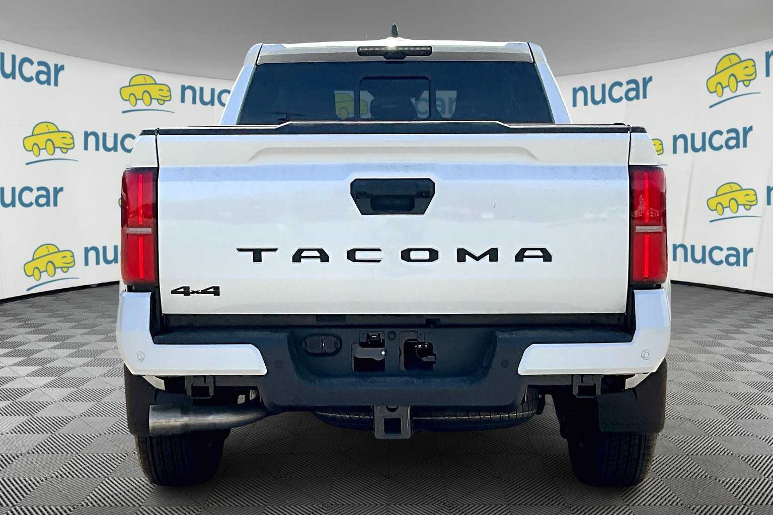 2025 Toyota Tacoma TRD Sport - Photo 6