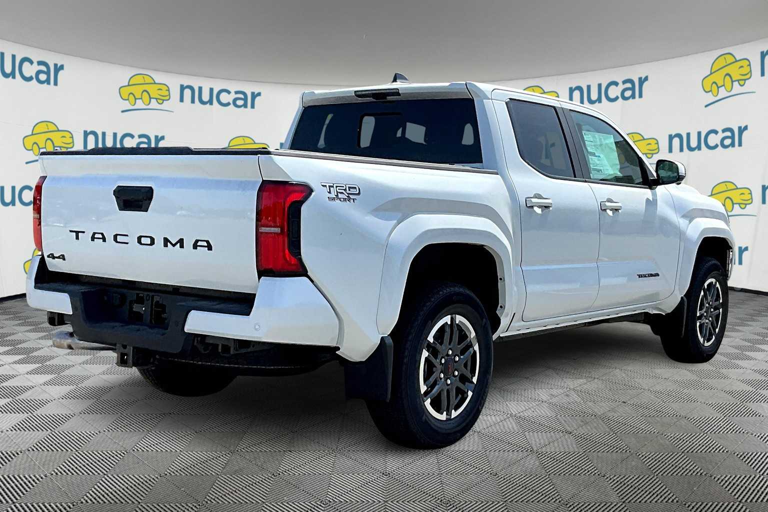 2025 Toyota Tacoma TRD Sport - Photo 7