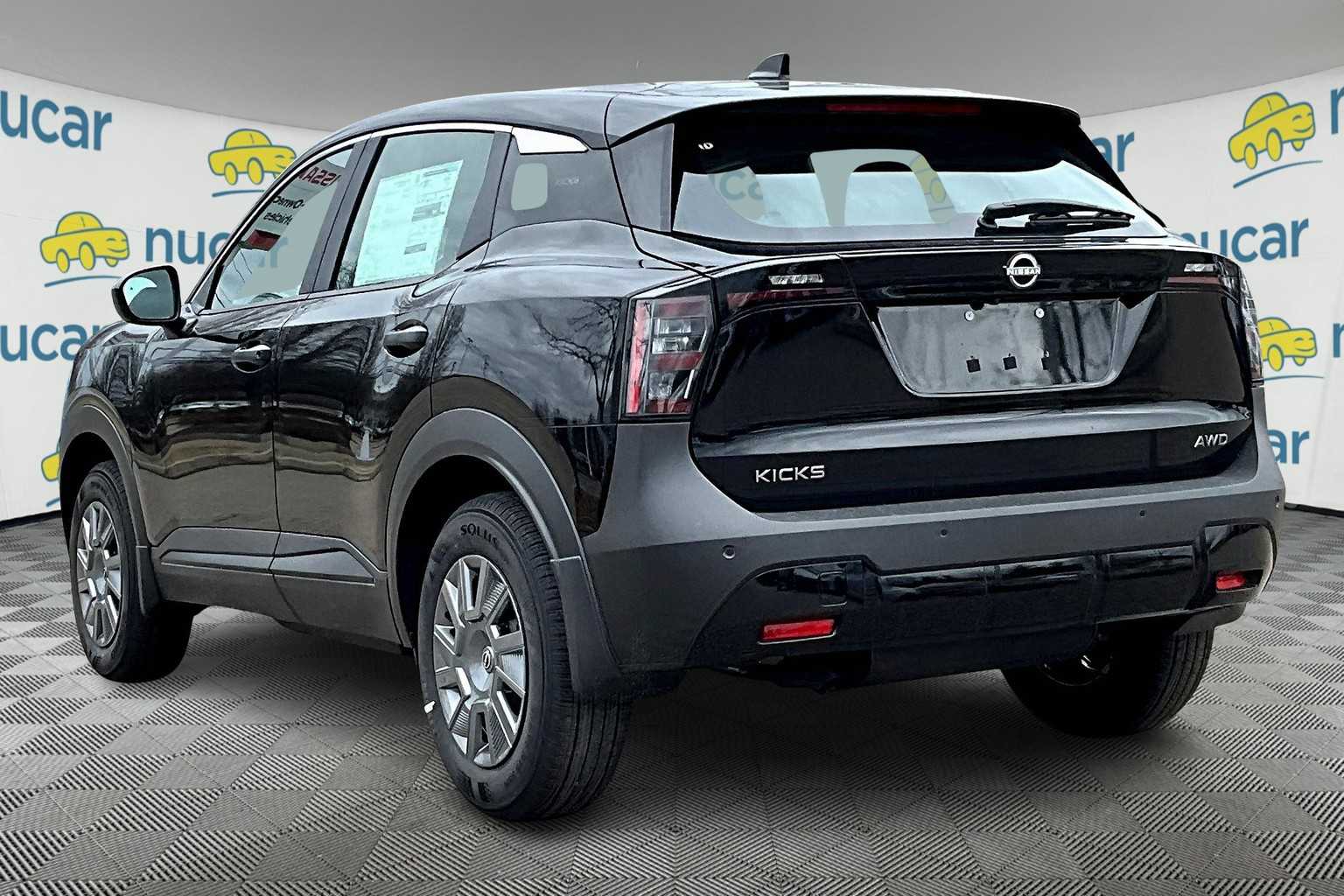 2025 Nissan Kicks S - Photo 5