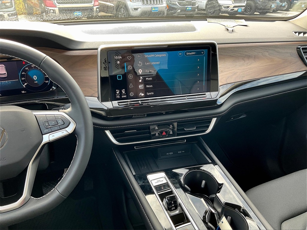 2026 Volkswagen Atlas 2.0T SE w/Technology - Photo 13