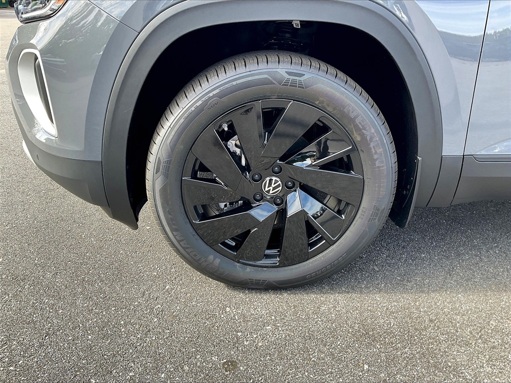 2026 Volkswagen Atlas 2.0T SE w/Technology - Photo 8