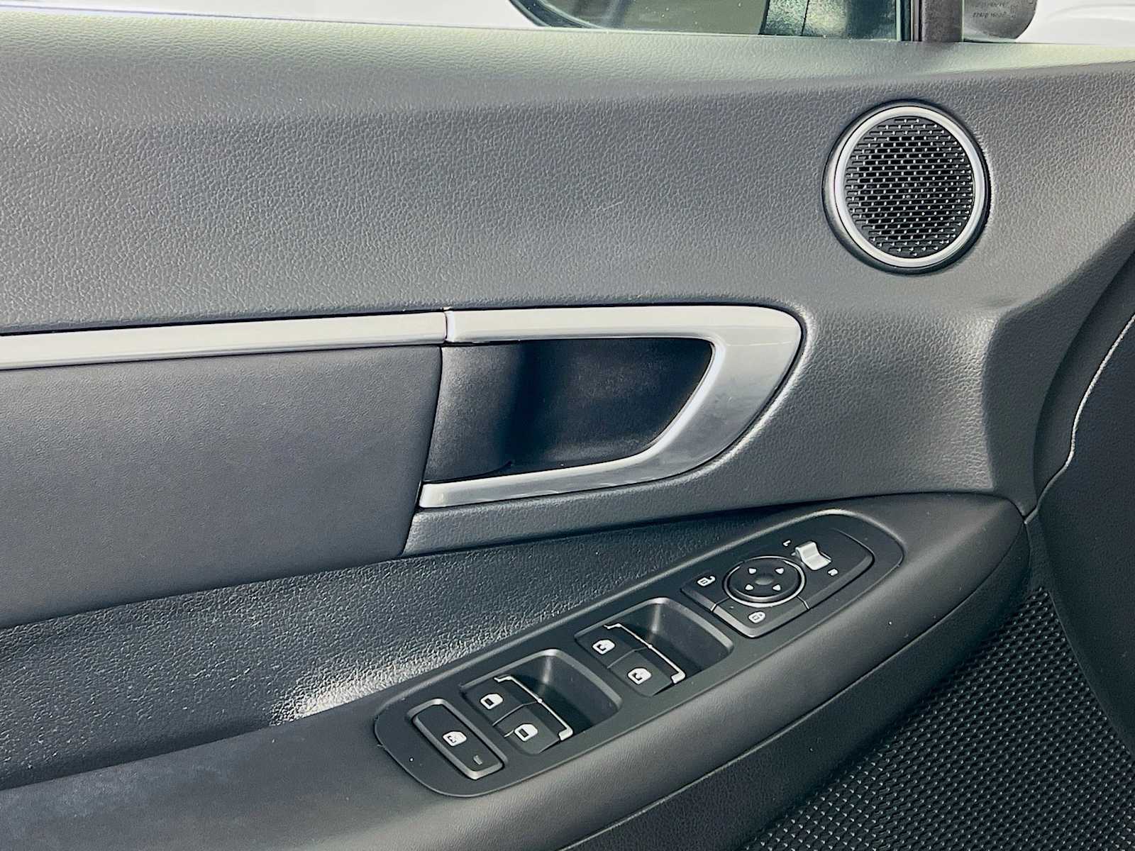 2022 Hyundai Sonata SEL - Photo 16