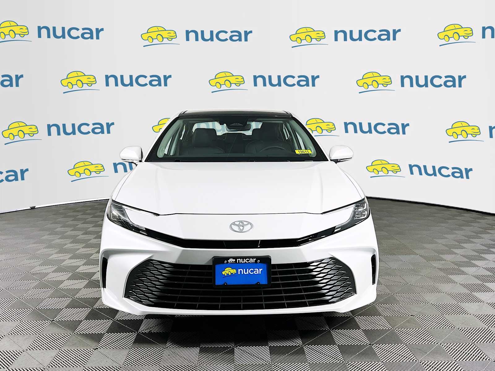 2025 Toyota Camry XLE - Photo 2