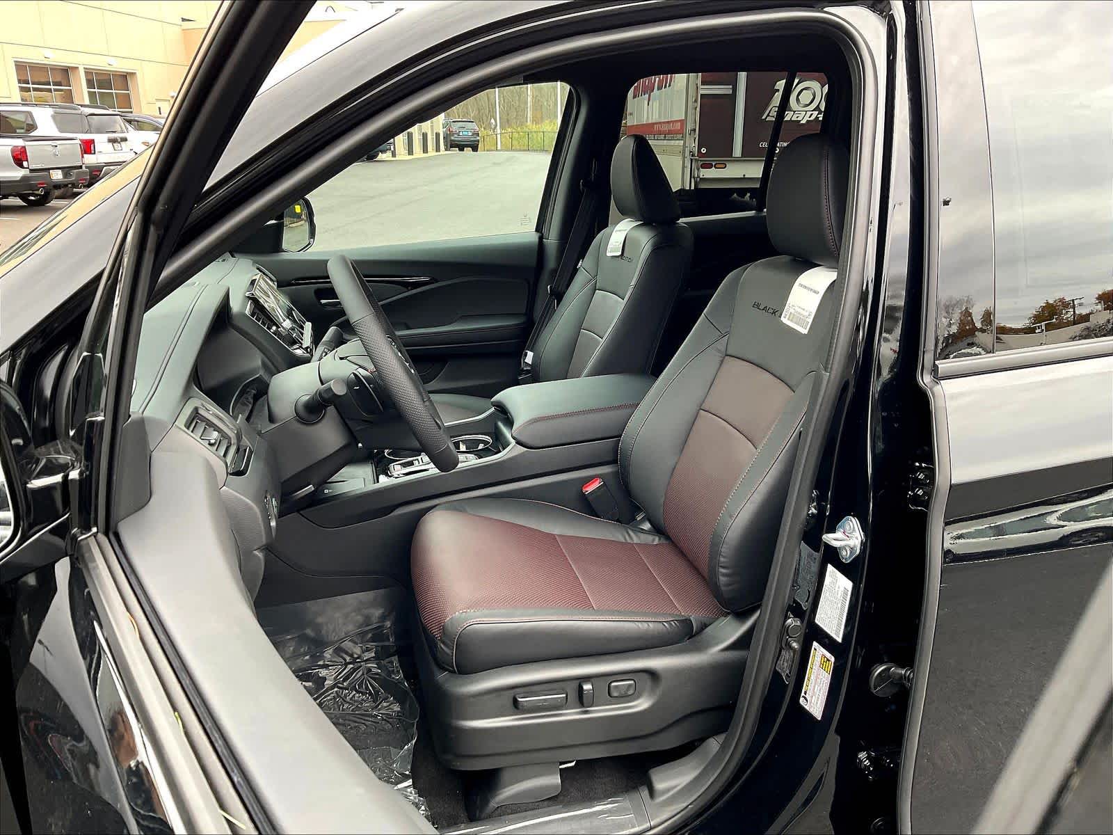 2026 Honda Ridgeline Black Edition - Photo 11