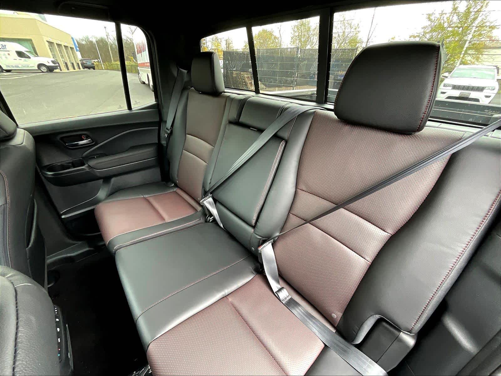 2026 Honda Ridgeline Black Edition - Photo 15