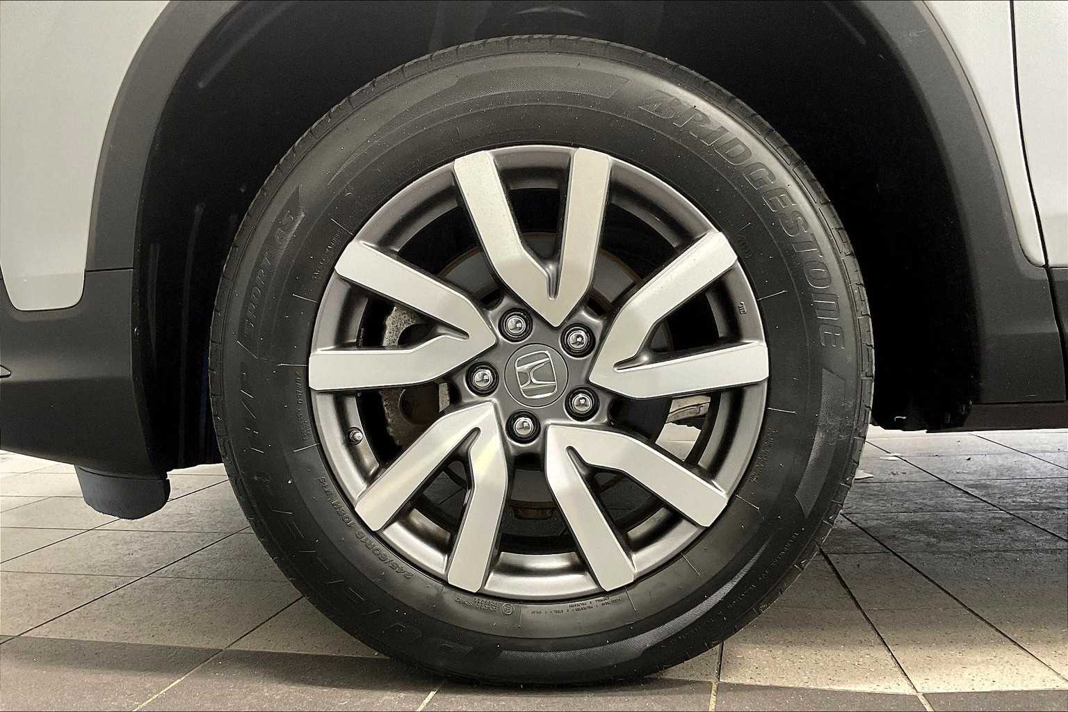 2022 Honda Pilot EX-L - Photo 7