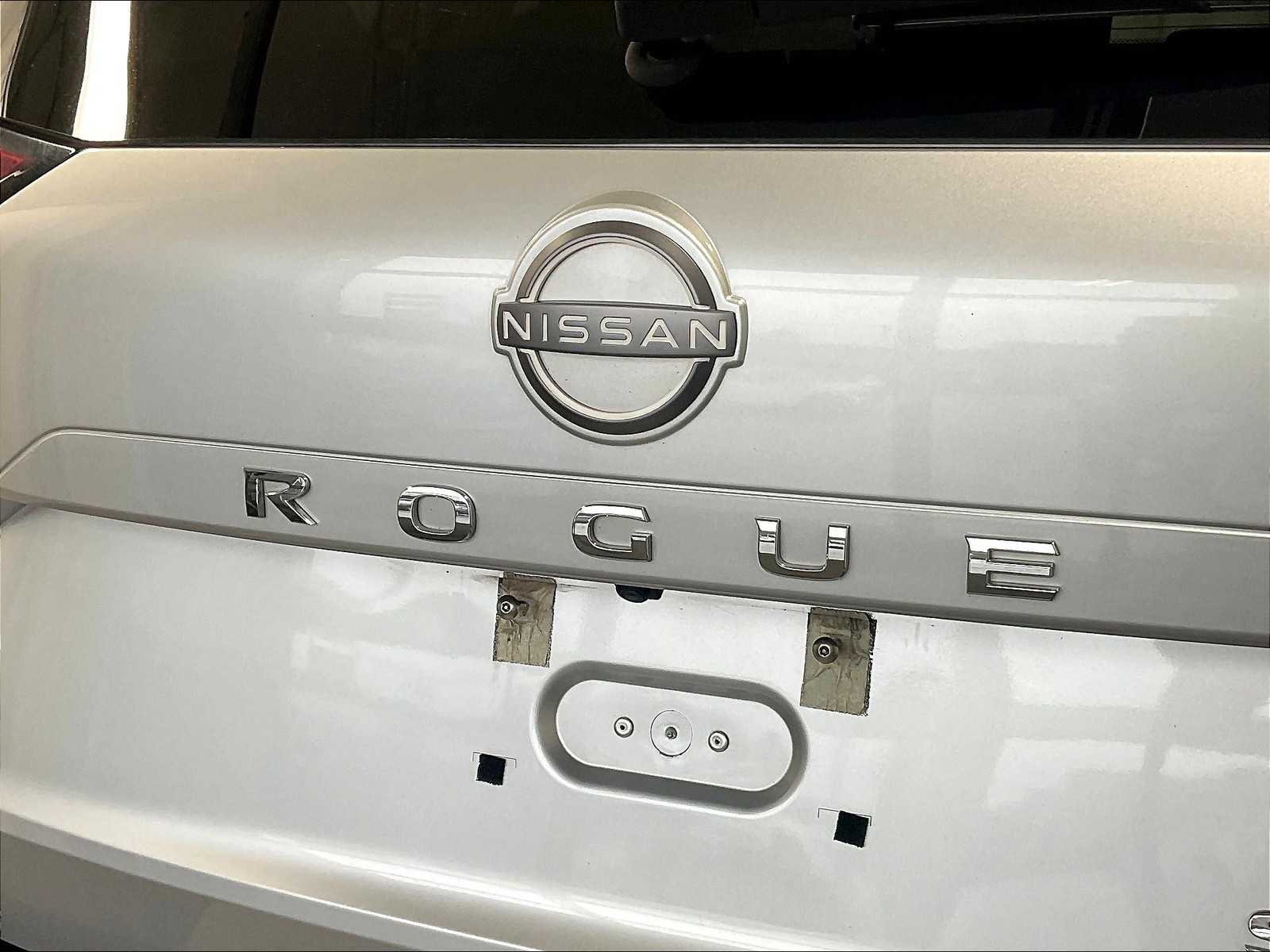 2023 Nissan Rogue SV - Photo 28