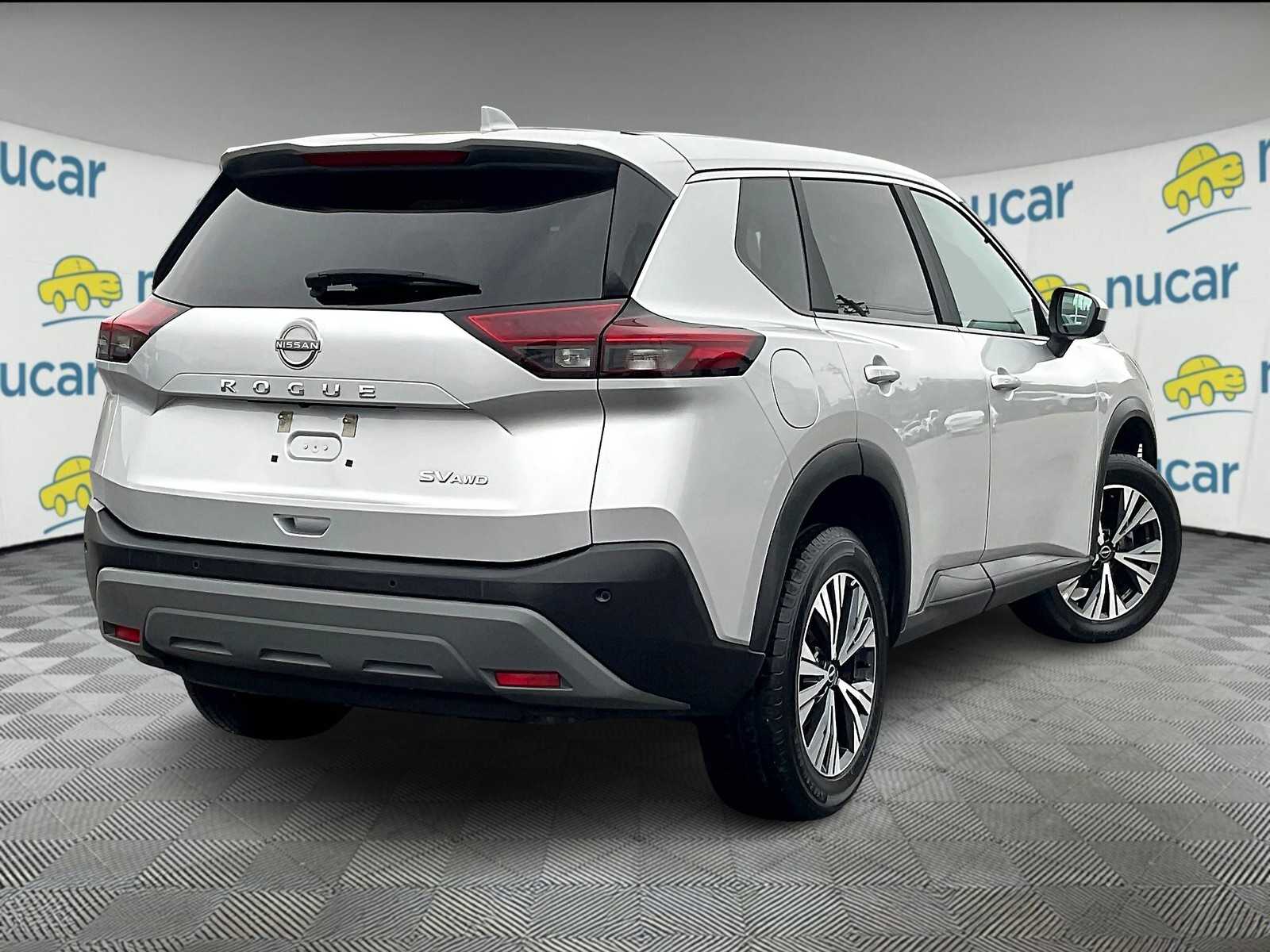 2023 Nissan Rogue SV - Photo 6