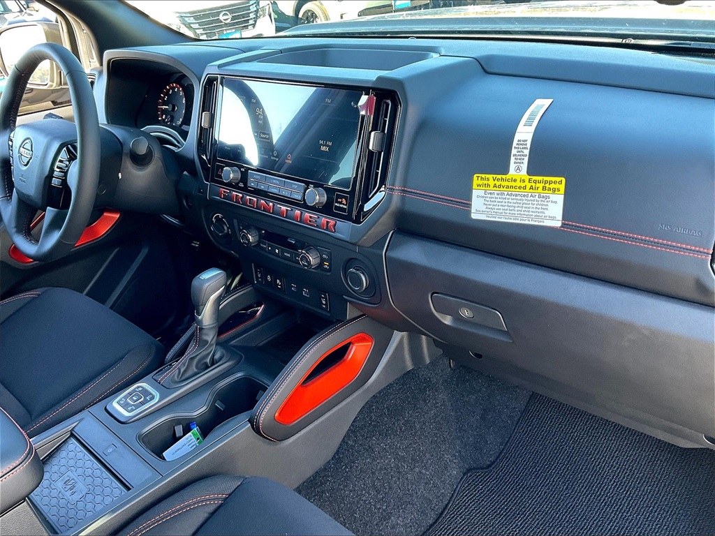 2026 Nissan Frontier PRO-4X - Photo 10