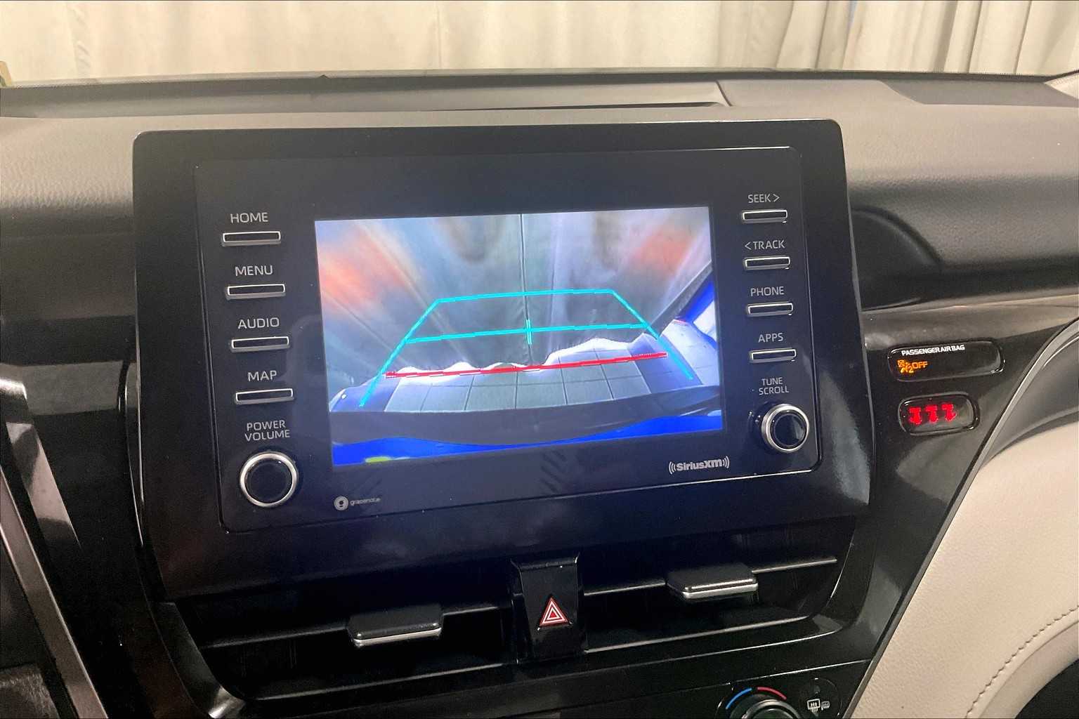 2024 Toyota Camry SE - Photo 19