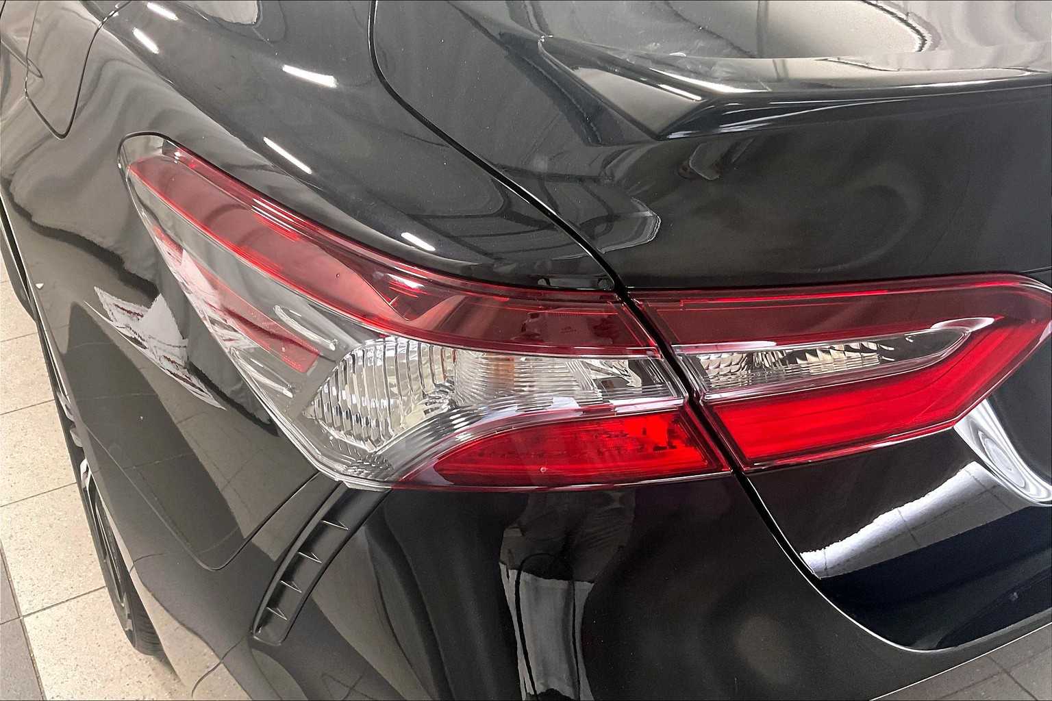 2024 Toyota Camry SE - Photo 33