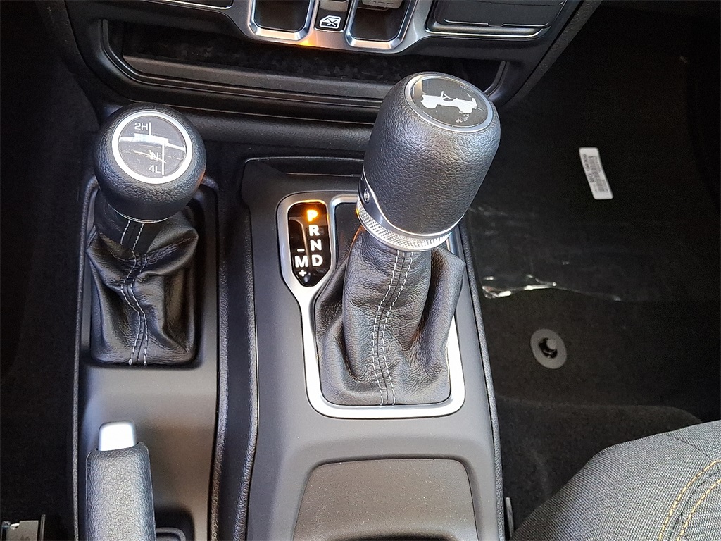 2026 Jeep Wrangler Sport - Photo 10