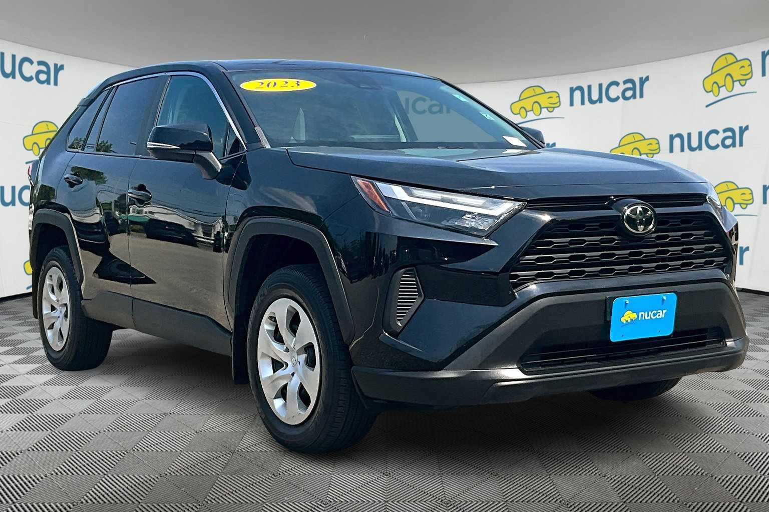 2023 Toyota RAV4 LE