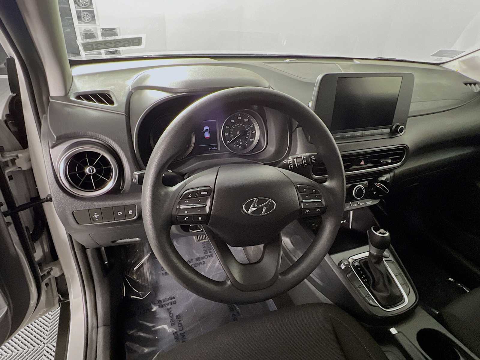 2023 Hyundai Kona SEL - Photo 11