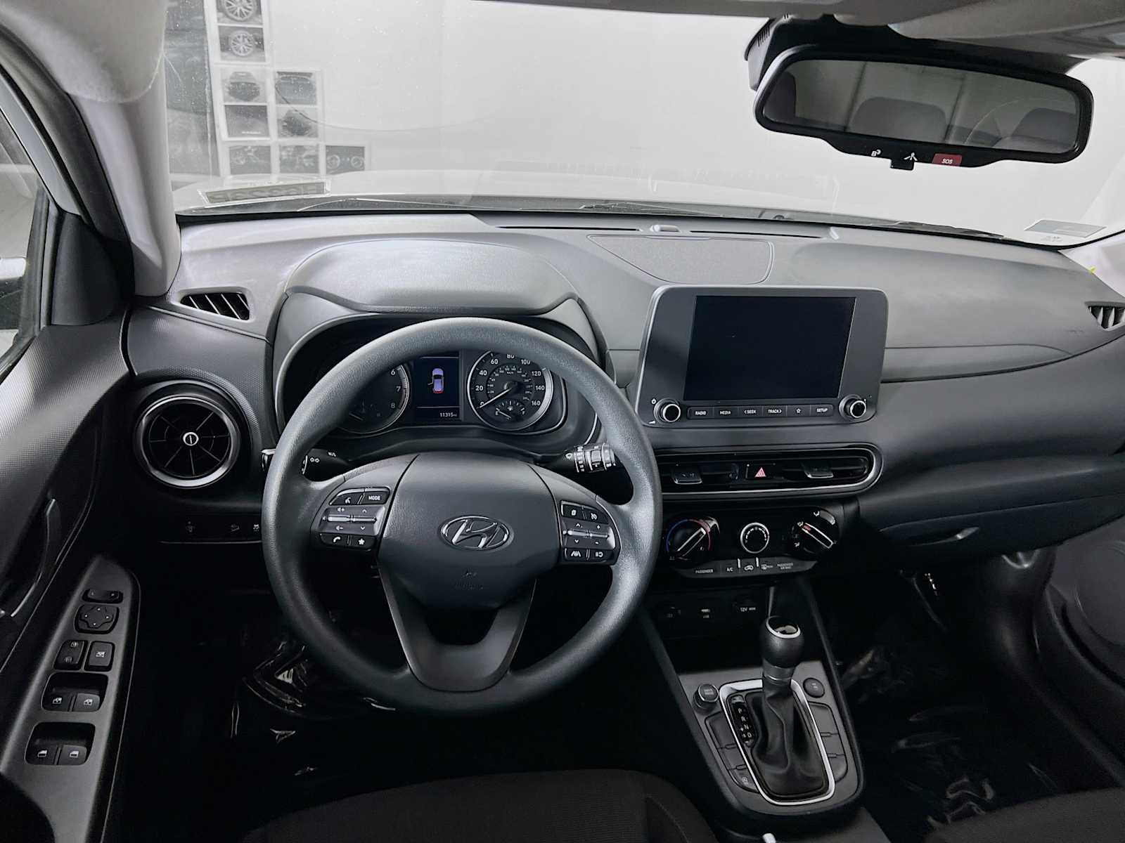 2023 Hyundai Kona SEL - Photo 21