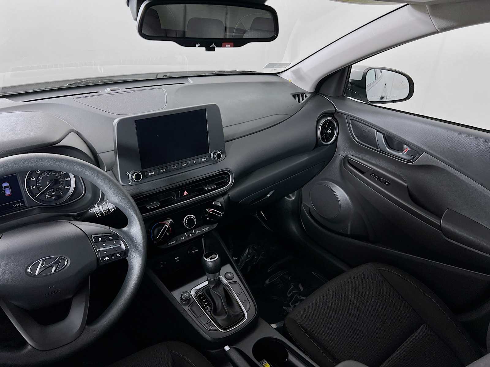 2023 Hyundai Kona SEL - Photo 22