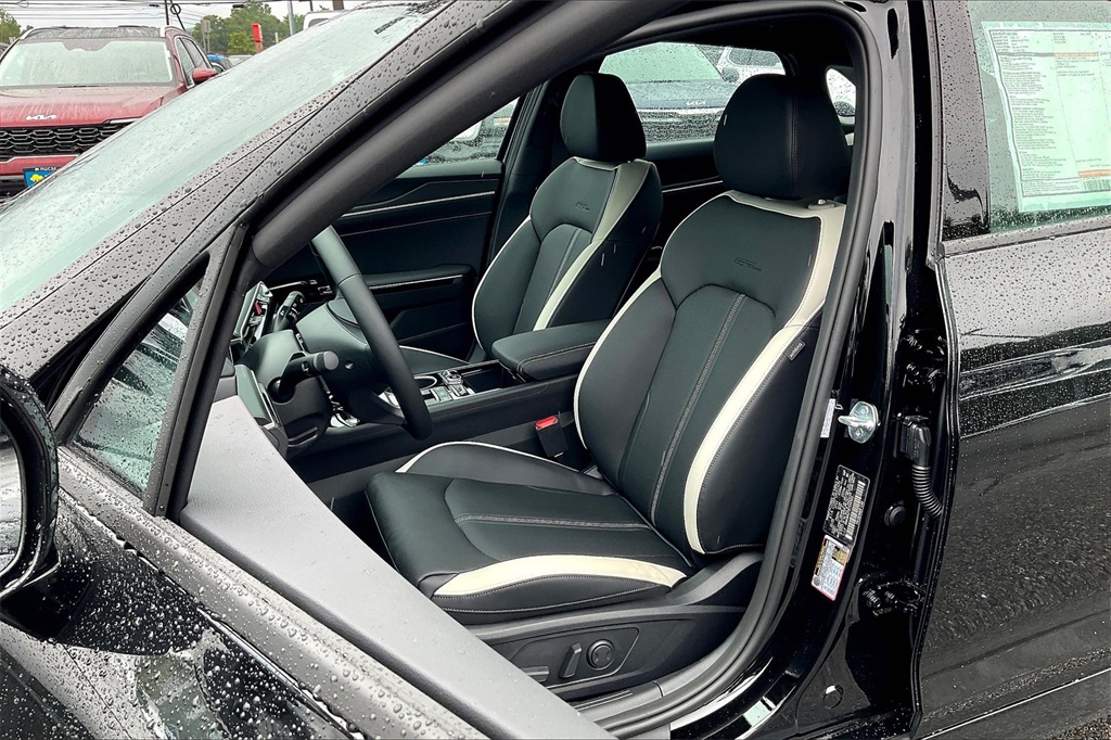 2026 Kia K5 GT-Line - Photo 11