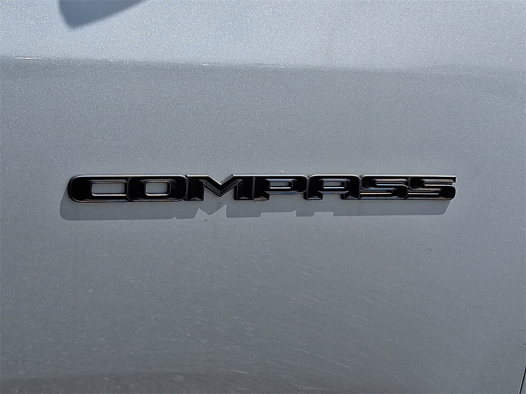 2025 Jeep Compass Limited - Photo 20
