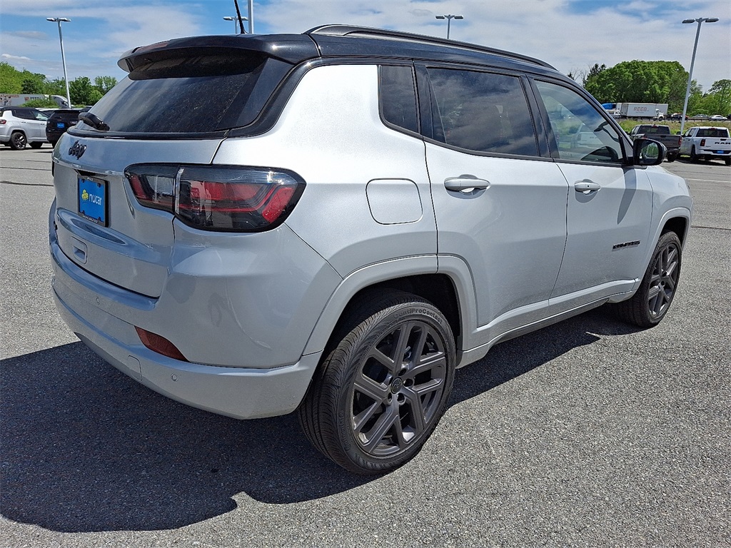 2025 Jeep Compass Limited - Photo 4