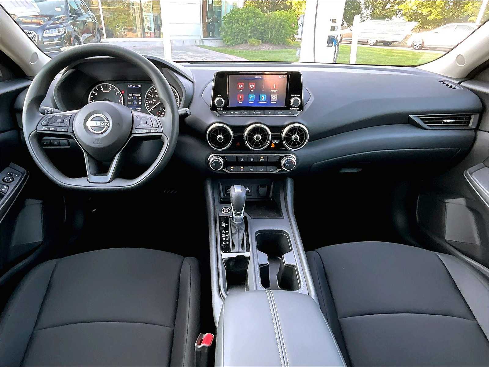 2025 Nissan Sentra S - Photo 12