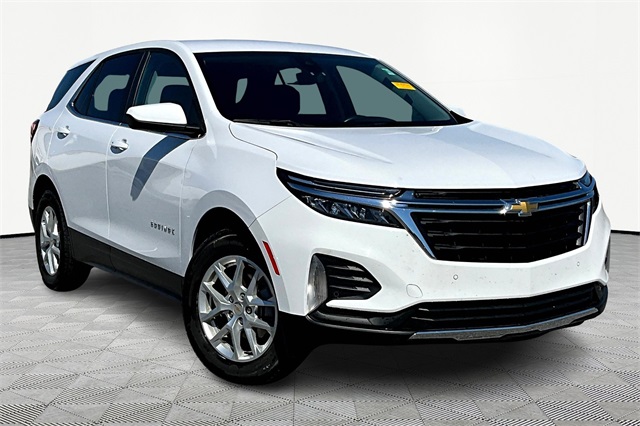 2023 Chevrolet Equinox LT - Photo 1