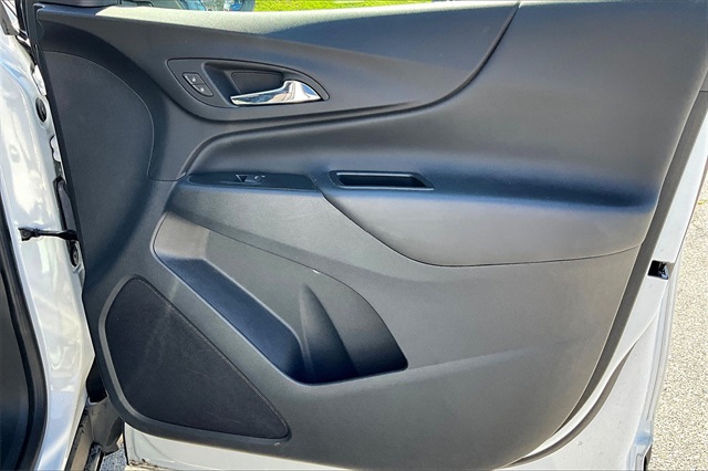 2023 Chevrolet Equinox LT - Photo 12