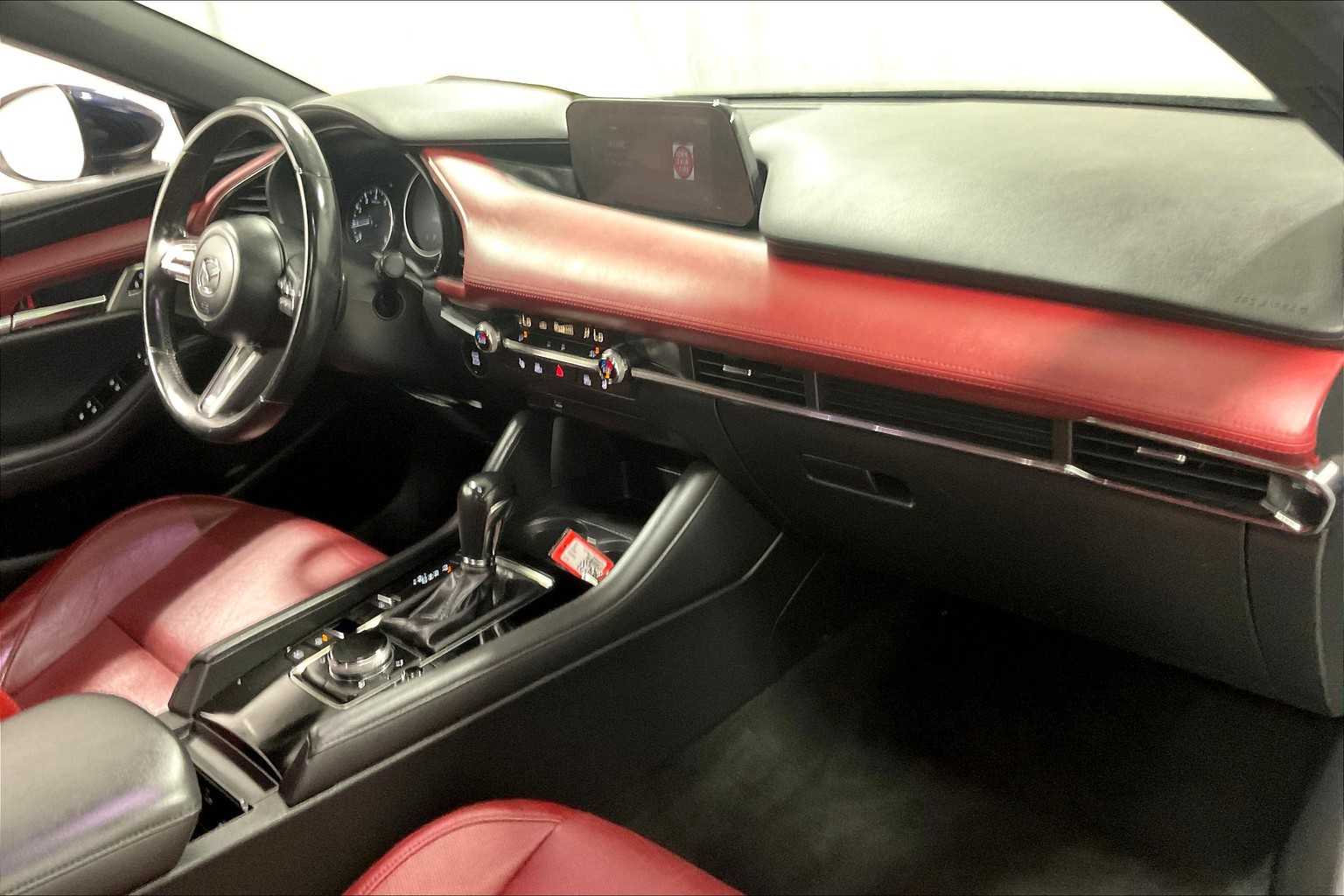 2020 Mazda Mazda3 Hatchback Premium Package - Photo 13