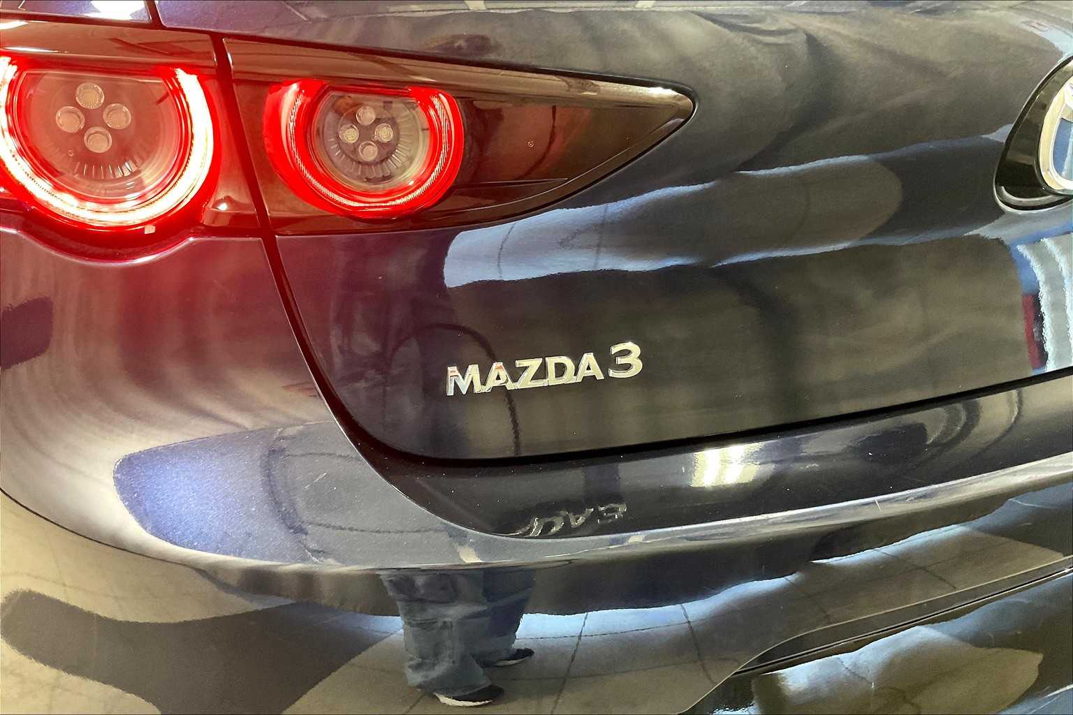 2020 Mazda Mazda3 Hatchback Premium Package - Photo 27