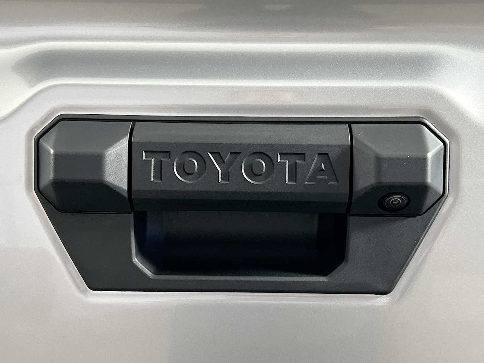 2025 Toyota Tacoma TRD Off Road - Photo 17