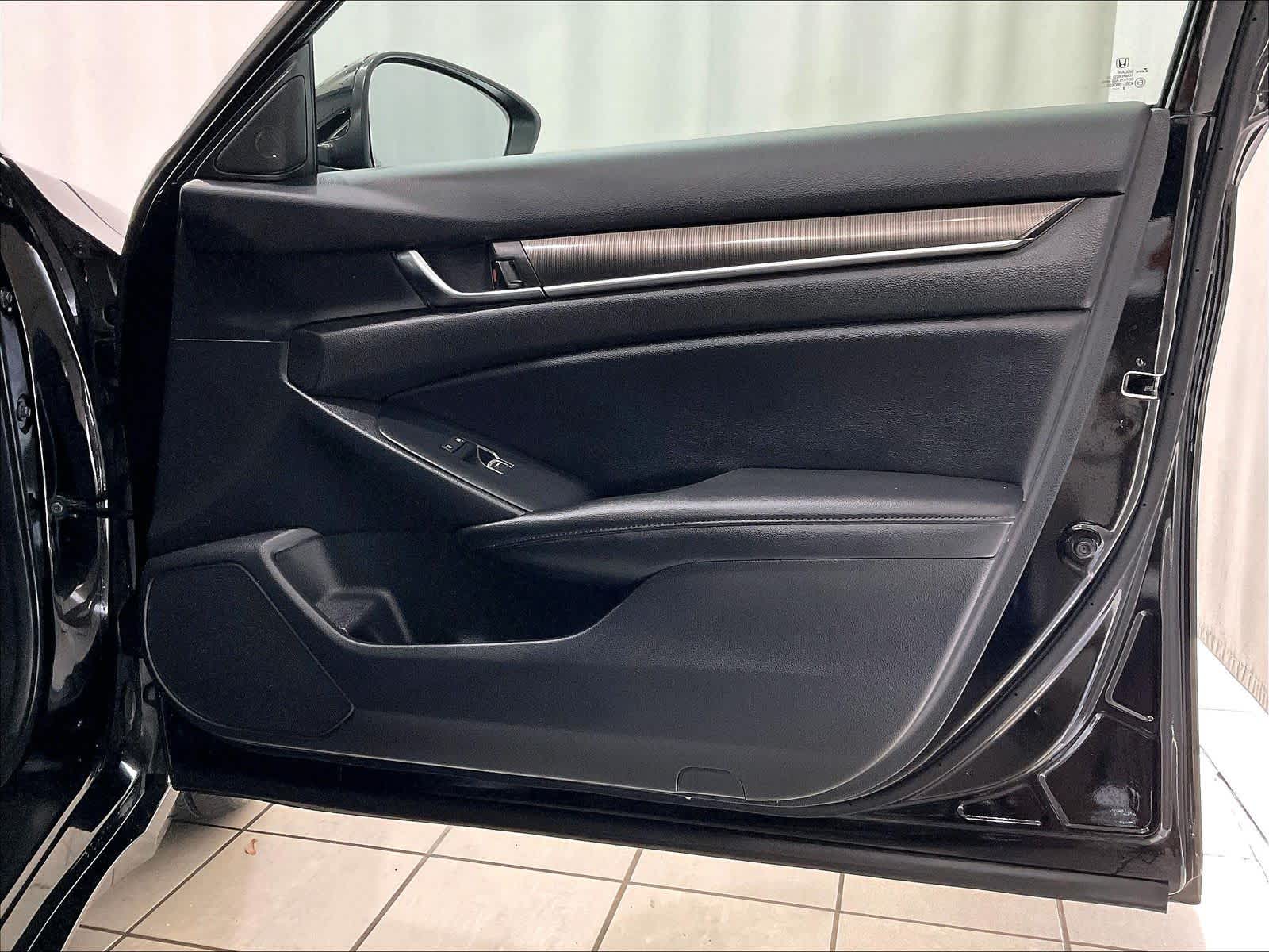 2022 Honda Accord Sport SE - Photo 12