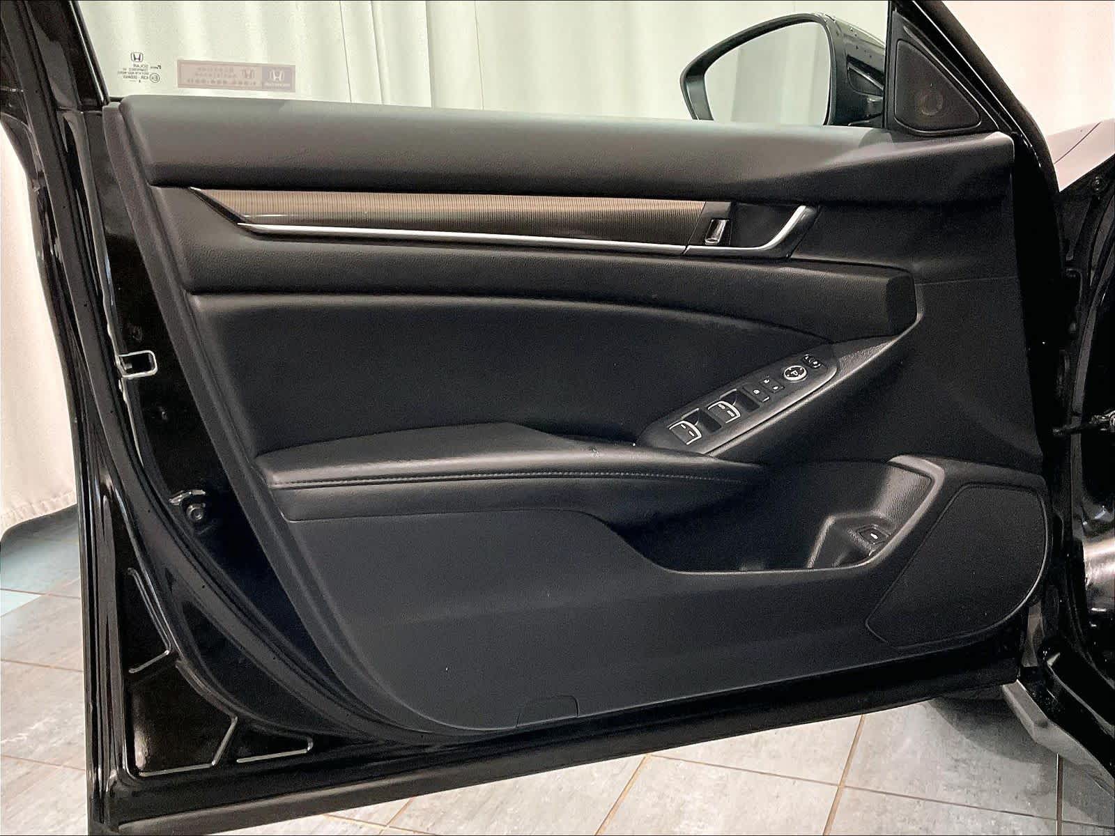 2022 Honda Accord Sport SE - Photo 9