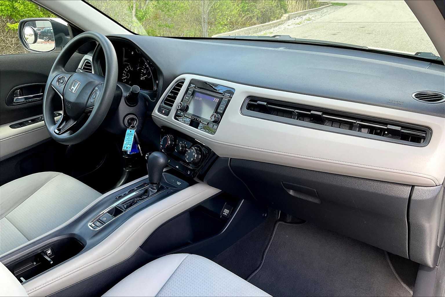 2019 Honda HR-V LX - Photo 14