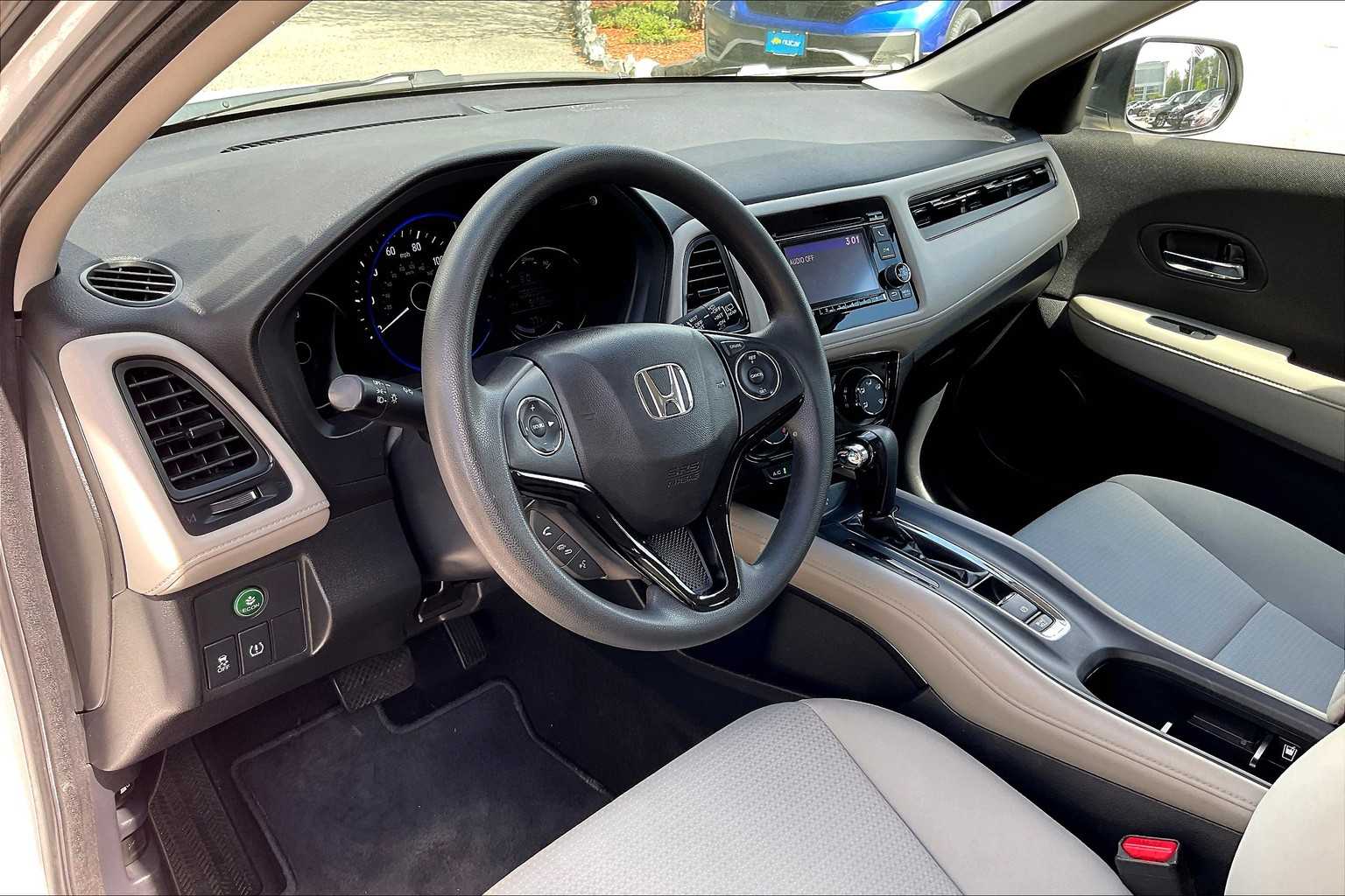 2019 Honda HR-V LX - Photo 8