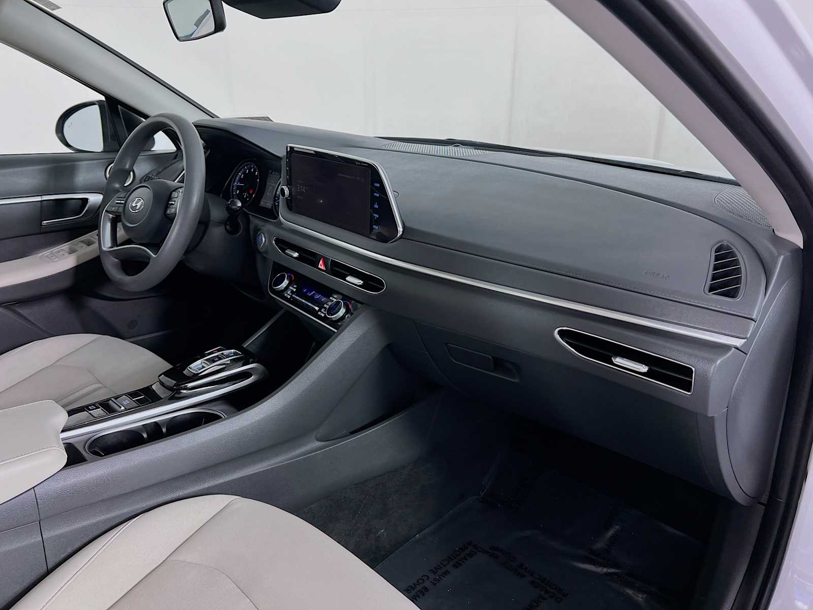 2023 Hyundai Sonata SEL - Photo 28