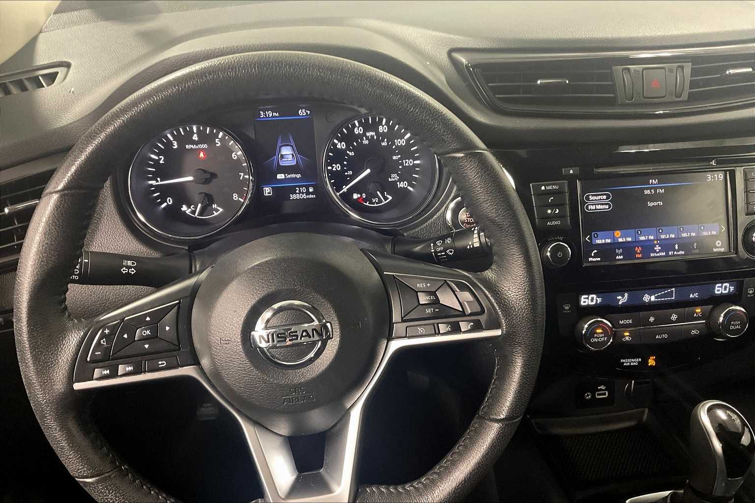 2020 Nissan Rogue SV - Photo 19