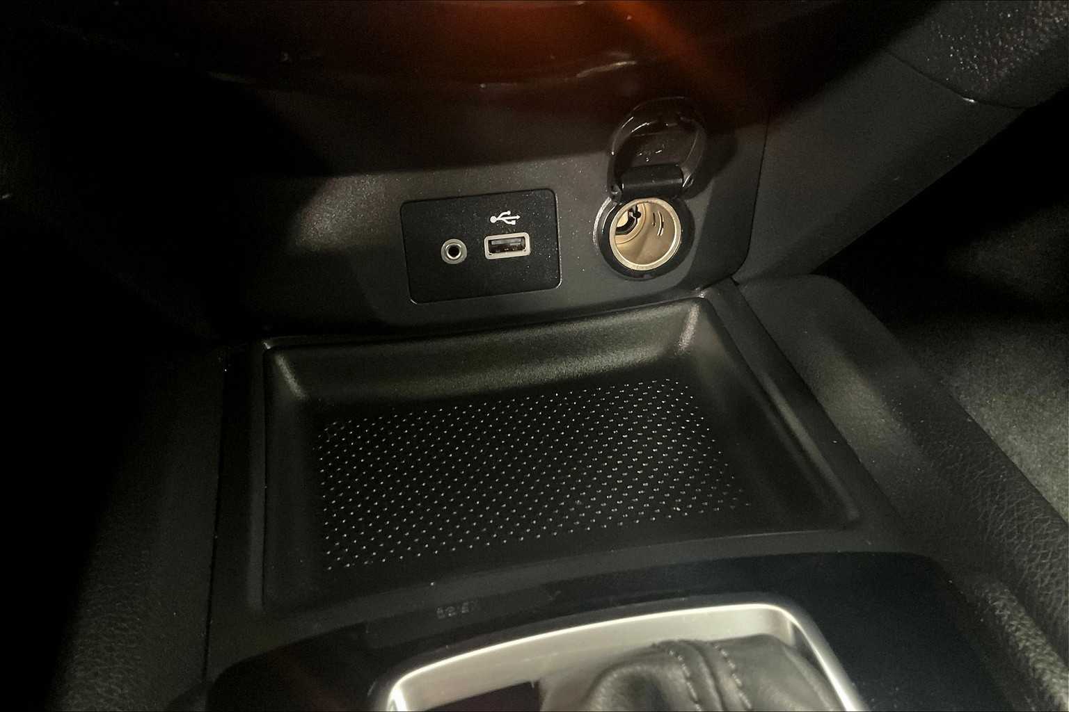 2020 Nissan Rogue SV - Photo 27