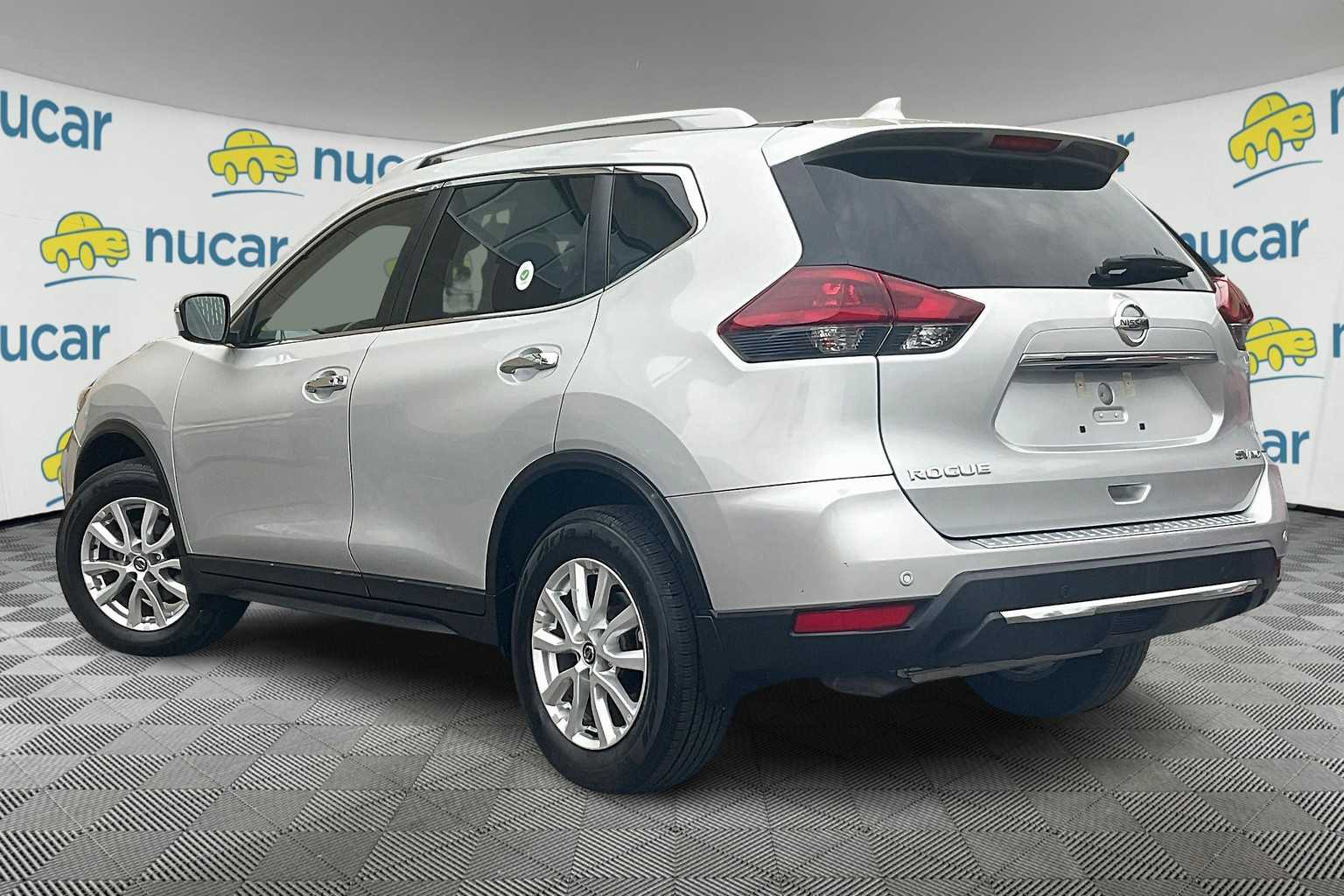 2020 Nissan Rogue SV - Photo 4