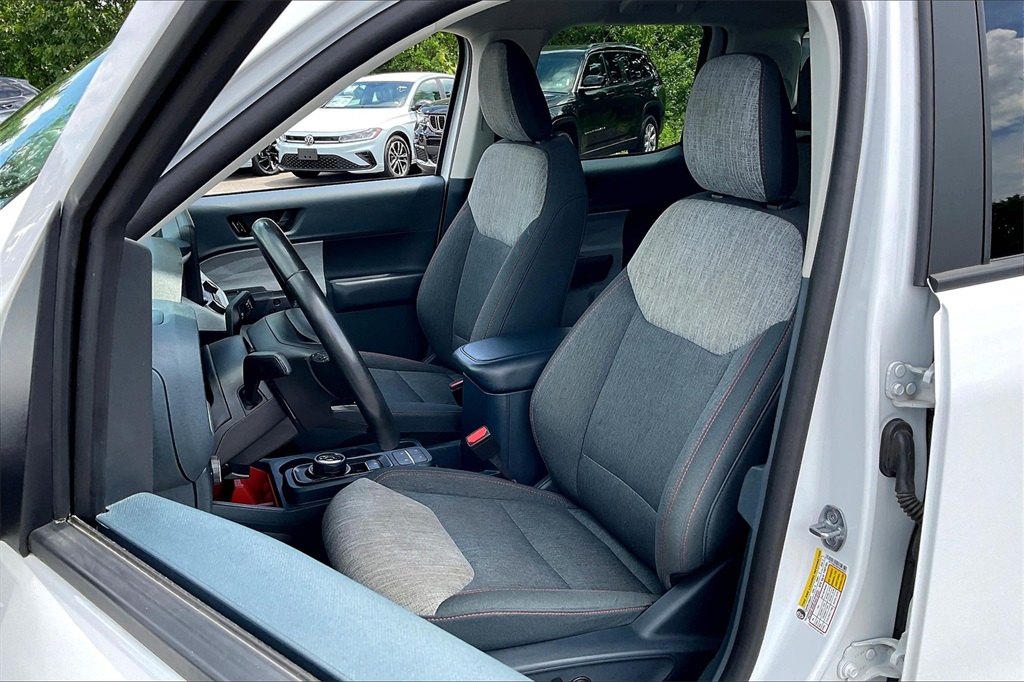 2023 Ford Maverick XLT - Photo 9