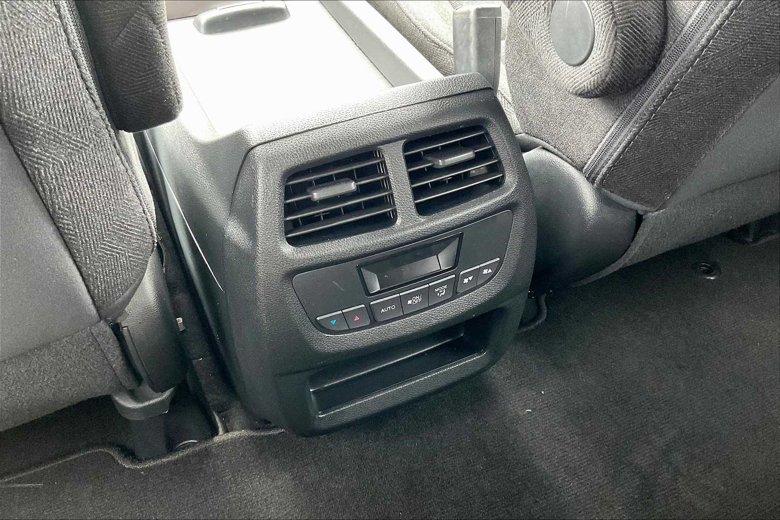 2022 Honda Pilot Sport - Photo 27