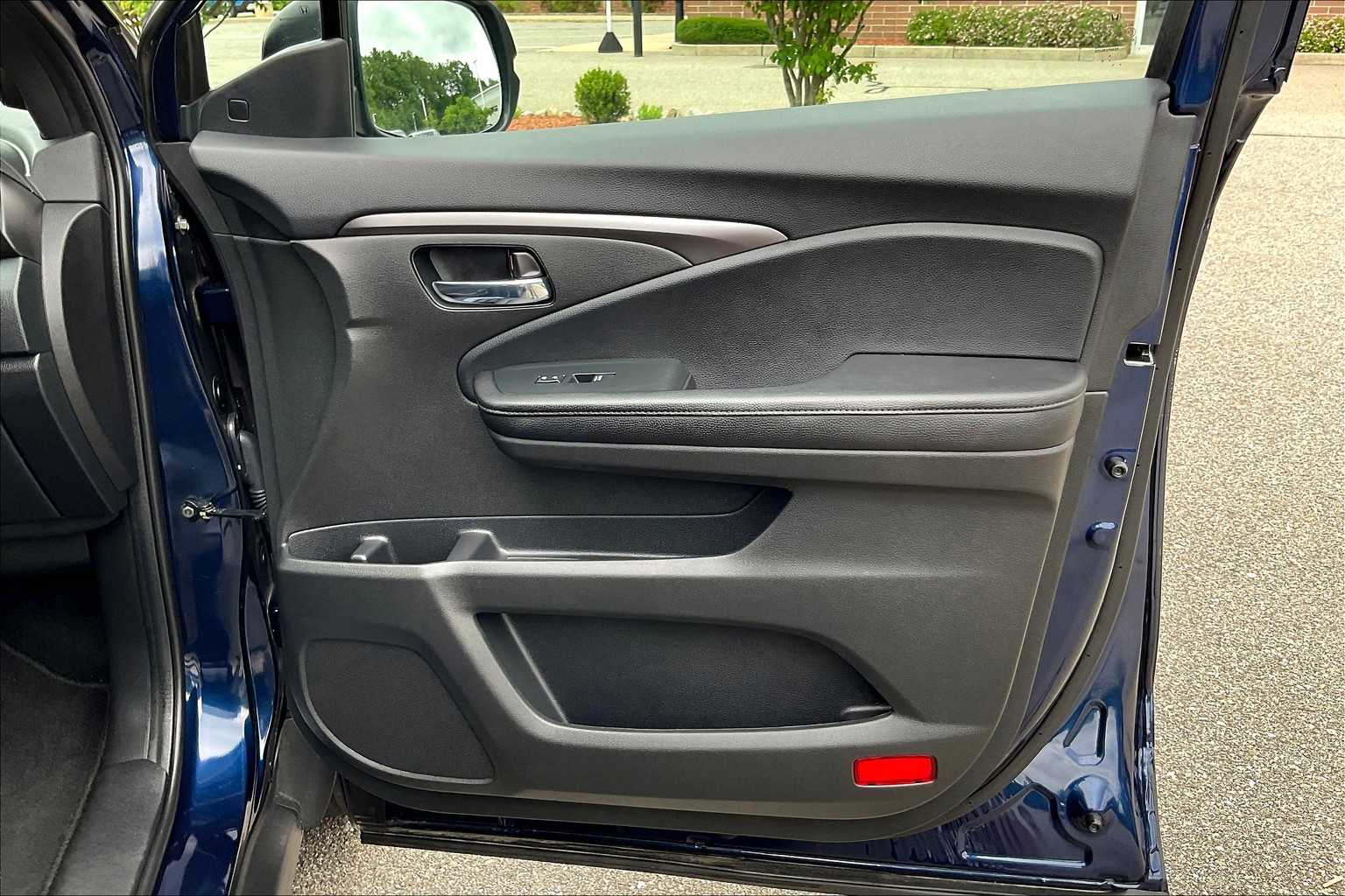 2022 Honda Pilot Sport - Photo 6