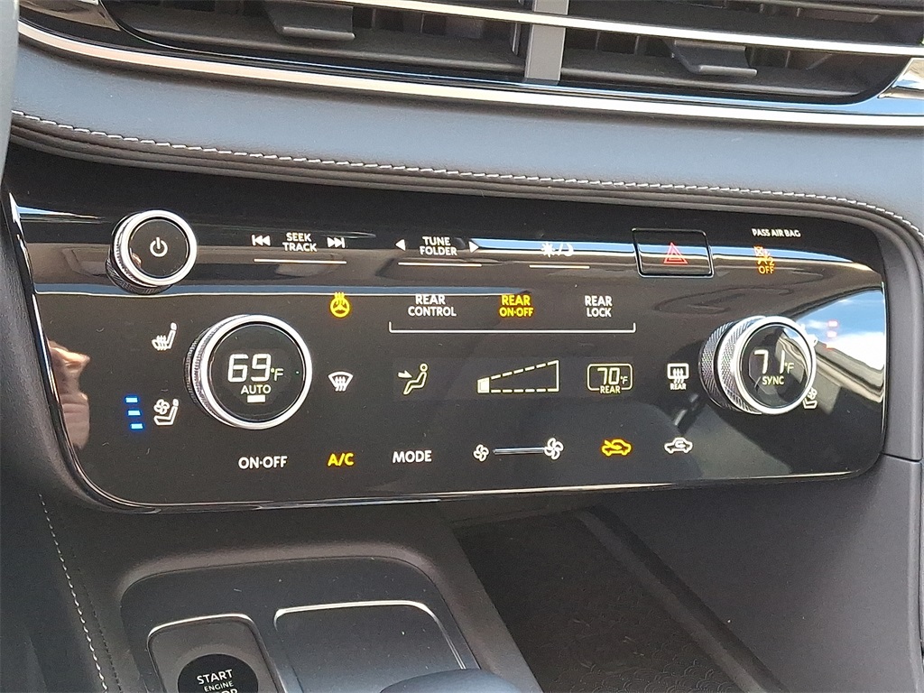 2026 INFINITI QX60 LUXE - Photo 13