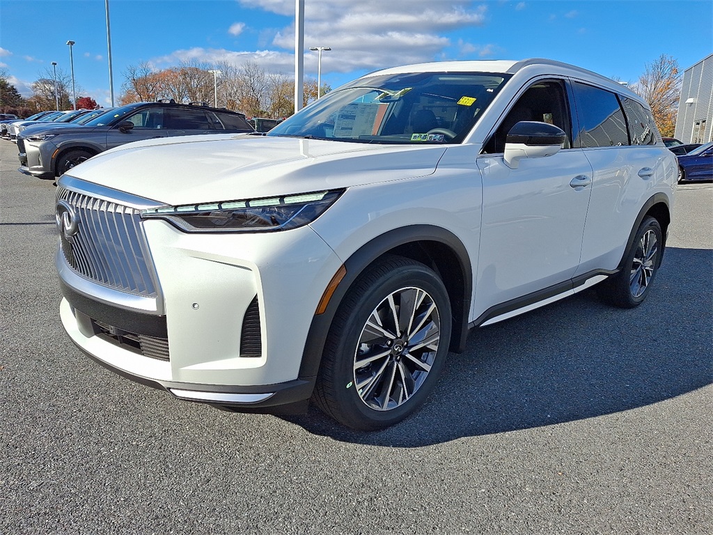 2026 INFINITI QX60 LUXE - Photo 2