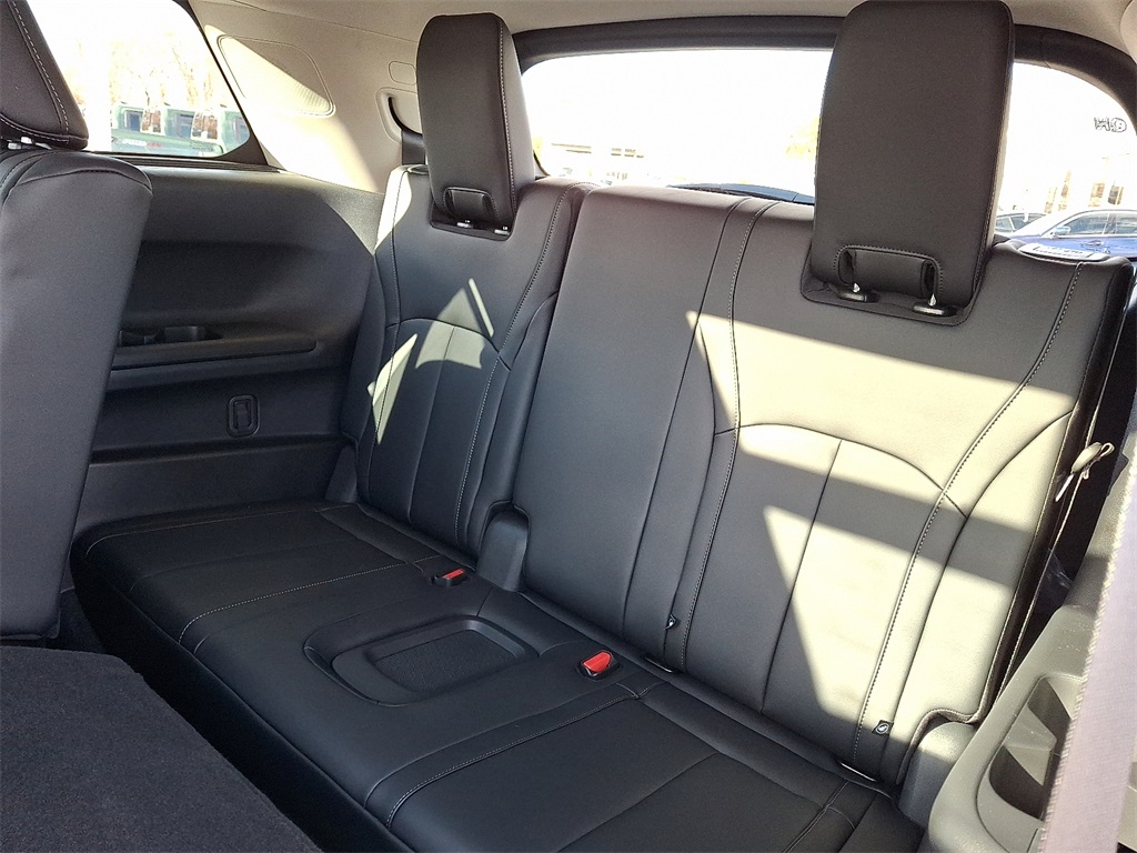 2026 INFINITI QX60 LUXE - Photo 7