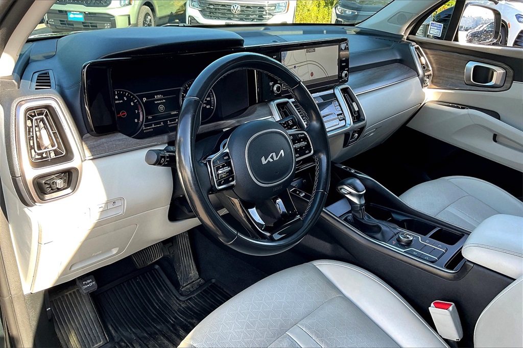 2022 Kia Sorento S - Photo 8