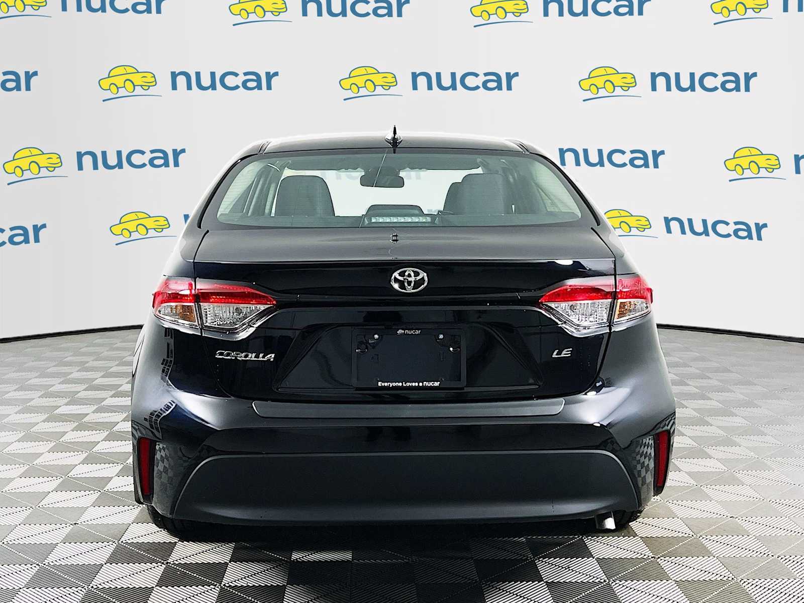 2025 Toyota Corolla LE - Photo 5