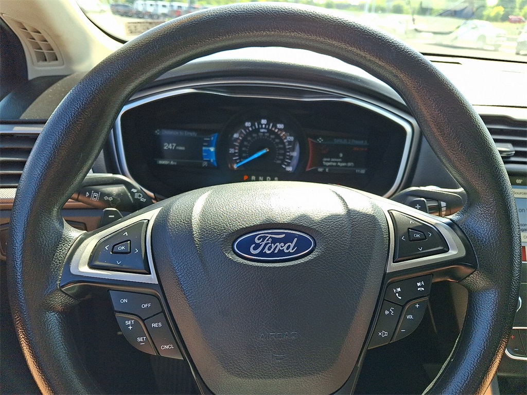 2019 Ford Fusion SE - Photo 20
