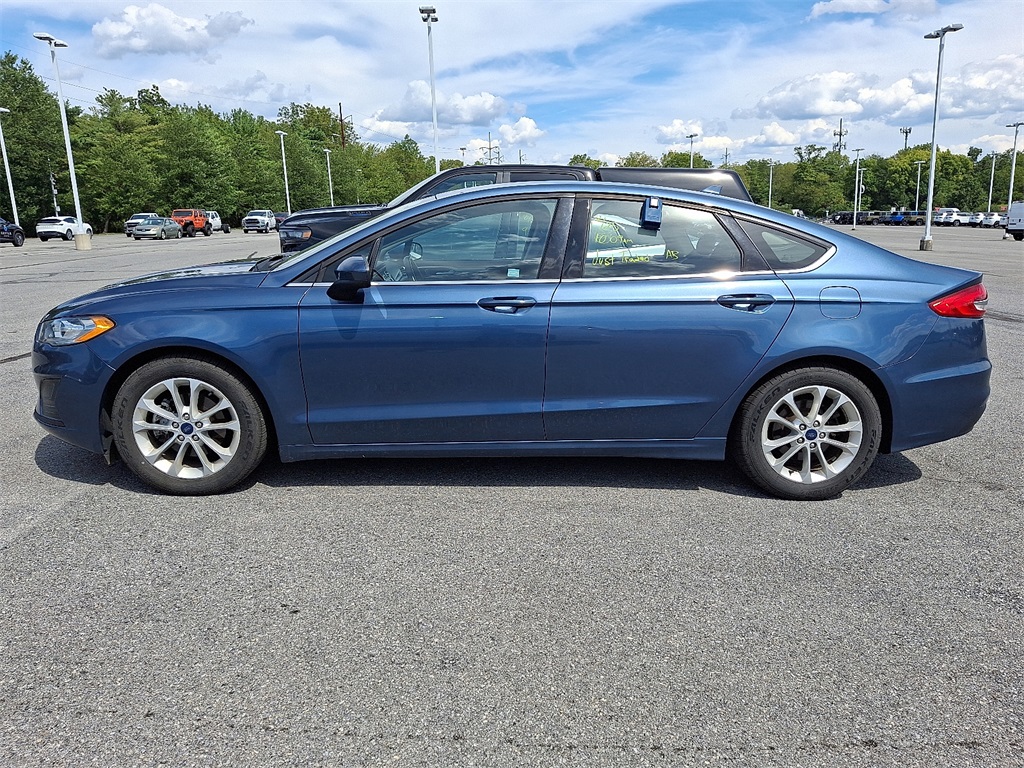 2019 Ford Fusion SE - Photo 4