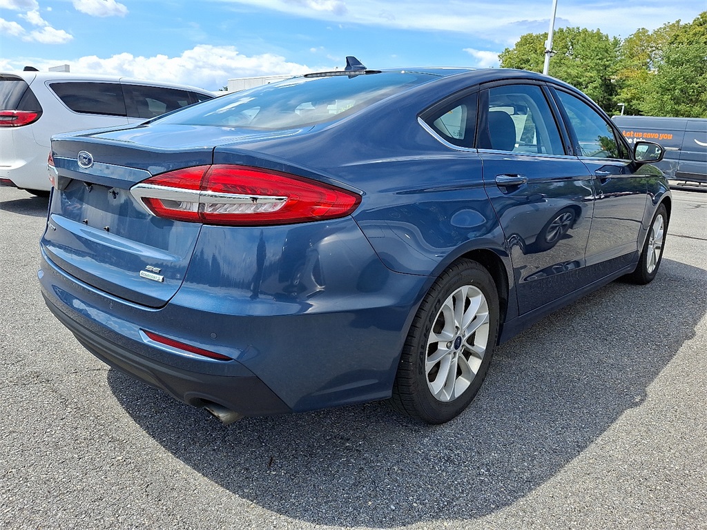 2019 Ford Fusion SE - Photo 7