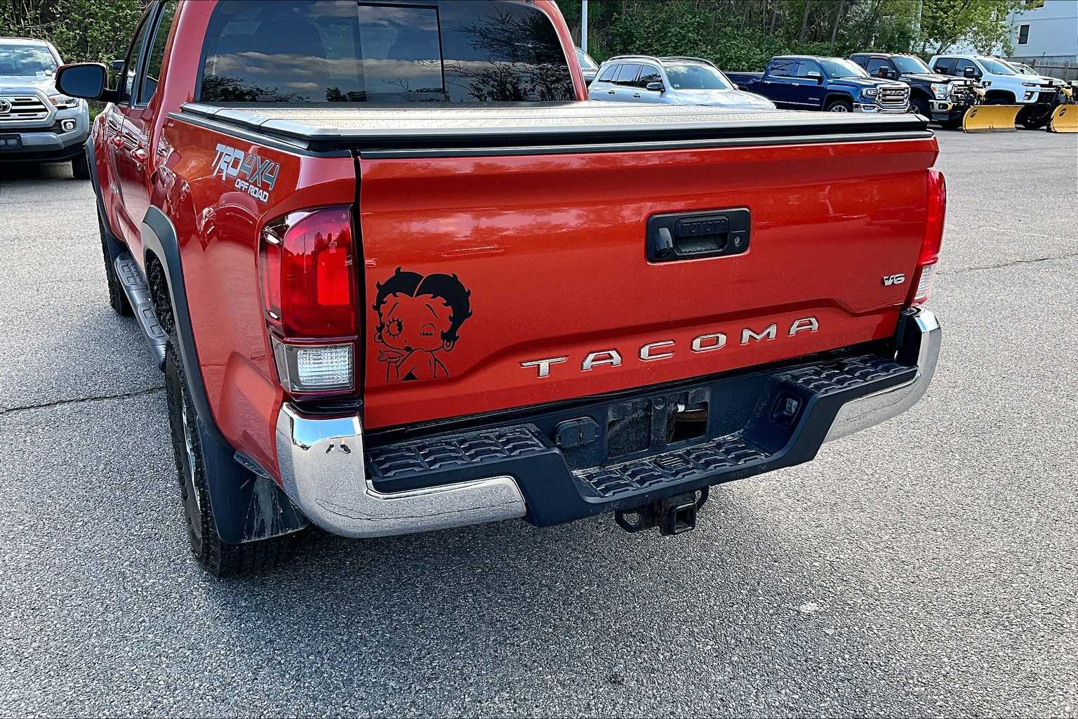 2017 Toyota Tacoma TRD Off Road - Photo 7